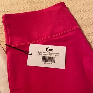 Zyia Cold Fuchsia Light n Tight 7/8 24” NWT